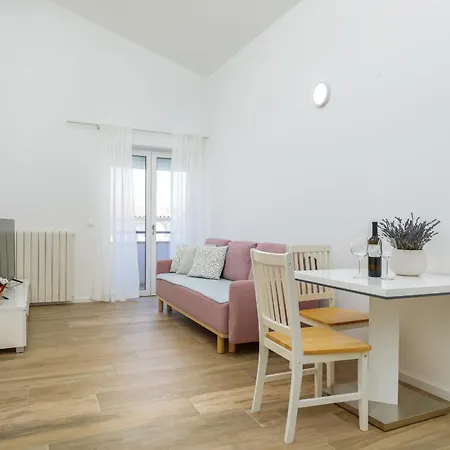 Sea La Vie Apartment Fazana Exterior photo